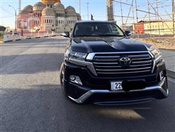 تۆیۆتا لاند کروزەر